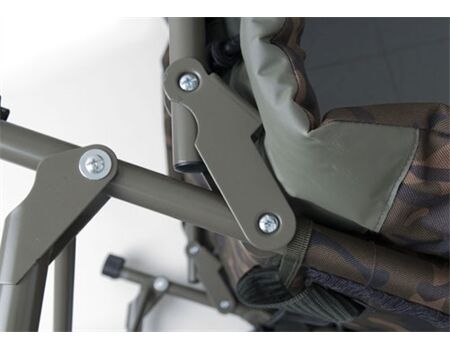 FOX Royale Camo Kingsize Bedchair
