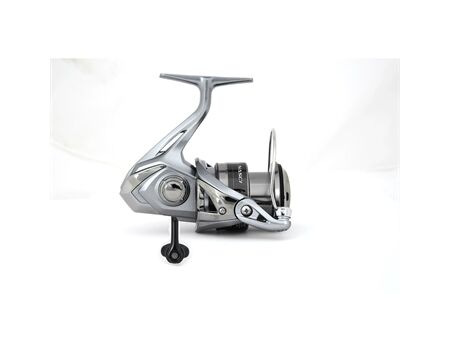 SHIMANO NASCI 2500 Spinnrolle
