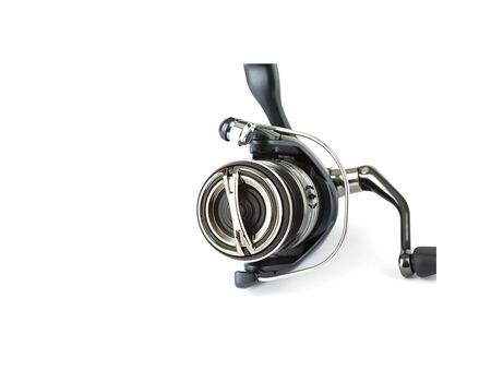 SHIMANO Miravel | C2000S